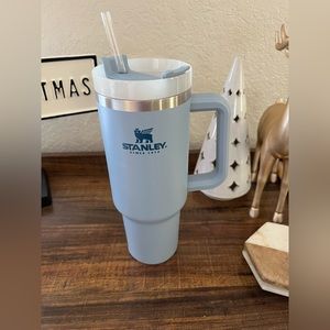 Stanley 40oz Tumbler The Quencher H2.0